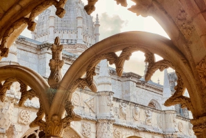 Lisbon: Jerónimos Entrance Tickets with Tuk-Tuk Tour