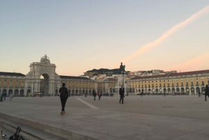 Limousine tour covering Lisbon and Cascais&Sintra.
