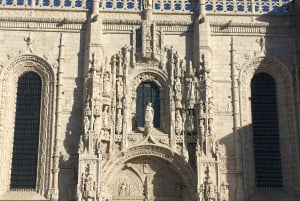 Lisbon: Belém Walking Tour and Jerónimos Monastery Ticket