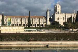 Lisbon: Belém Walking Tour and Jerónimos Monastery Ticket