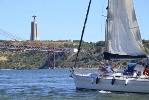 Lisboa: Day and Sunset Tour on the Tagus River