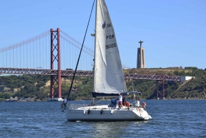 Lisboa: Day and Sunset Tour on the Tagus River