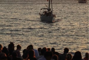 Lisboa:Passeio à vela ao pôr do sol no rio Tejo com welcome drink