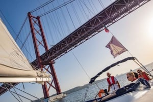 Lissabon: 1 of 2 uur durende rondvaart over de rivier de Taag