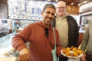 Lisbon: 2.5-hour city tour with 4 local tastings