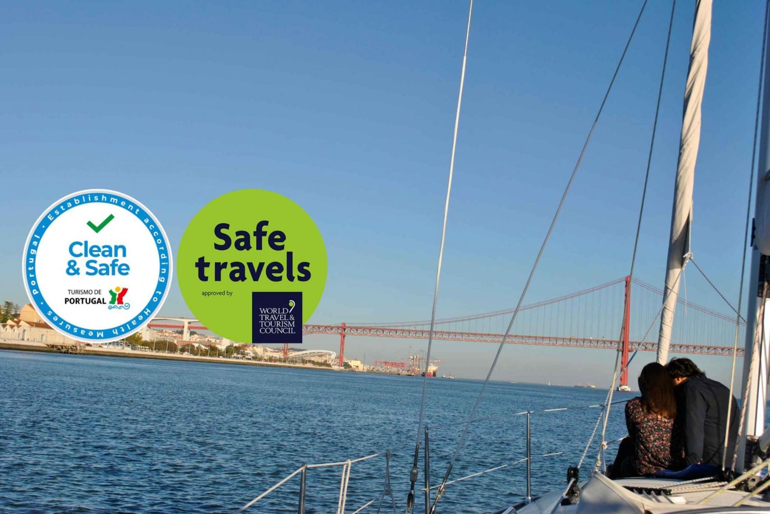 Private Romantic cruise with sparkling wine- 2-Hour- Lisbon
