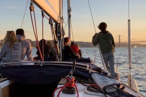 Cruzeiro de 2 horas no rio em Lisboa