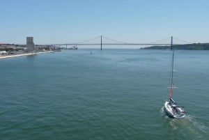 Lisbon 2-Hour Tagus River Sailing Cruise
