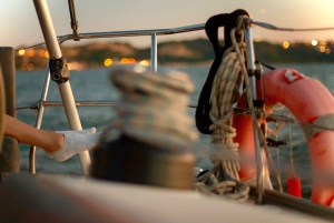 Lissabon 2 timers sejlende dagstur og guidet krydstogt med drikkevarer