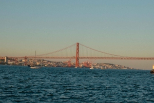 Lissabon 2 timers sejlende dagstur og guidet krydstogt med drikkevarer