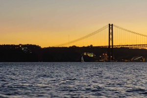 Lisbon: 2 hr boat tour. Exclusive best shared experience.