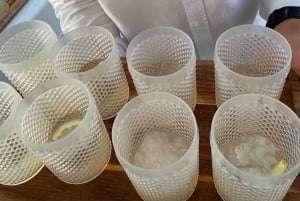 Lisboa: 2 timer båtcruise i solnedgangen med drinker