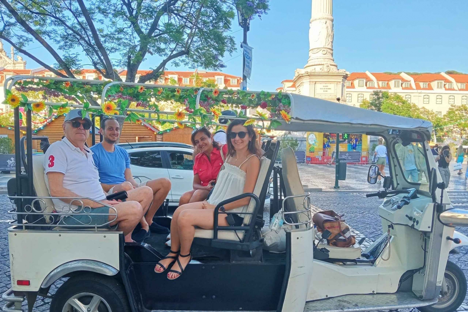 Lisbon: 3-Hour Private Sightseeing city Tour by Tuk Tuk .