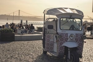 Tour turístico de Lisboa de 3 horas en Tuk Tuk