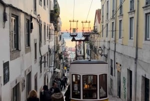 Lisbon: 90-minute Tuk Tuk city tour of Baixa, Chiado and Bairro Alto