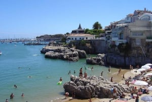 Lisbon: Airport Transfer to/from Cascais, Estoril, or Sintra