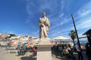 Lissabon: Alfama, Chiado og Baixa byvandring med smagsprøver