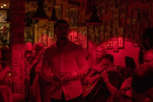 Lisbon: Alfama Tour and Live Fado with Traditional Dinner