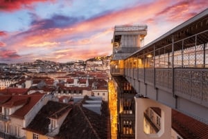 Lissabon: Alle Aussichtspunkte 3-stündige TukTuk Tour mit ortskundigem Guide