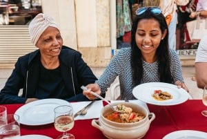 Lisboa: tour gastrónomico del barrio de Baixa con cena y bebidas