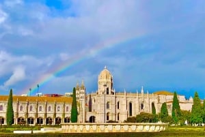Lisbon: Belem Riverside Tuk Tuk Tour with Pastel de Nata