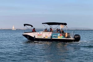 Lisbon: Boat Tour with Champagne