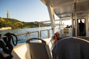 Lisbon: Catamaran Sunset Chillout with Bar and Music