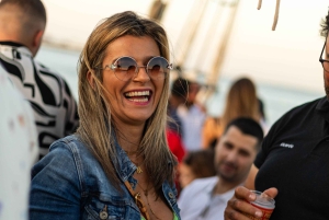 Lisboa-julelys-cruise på Tajo med varm drikke