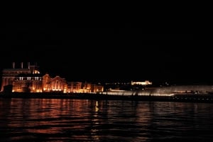 Lisbon: City Boat Cruise Daytime/Sunset/Night with Champagne