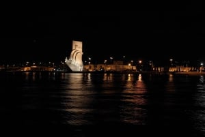 Lisbon: City Boat Cruise Daytime/Sunset/Night with Champagne