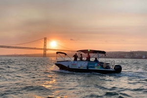 Lisbon: City Boat Cruise Daytime/Sunset/Night with Champagne