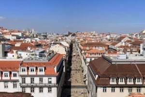 Lissabon: Stadt Highlights Tuk-Tuk Tour mit Abholung