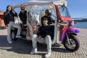 Lisbon: City Tuk-Tuk Guided Tour with Hotel Pickup