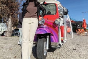 Lisbon: City Tuk-Tuk Guided Tour with Hotel Pickup