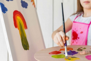 Lisbon: Painting Class in an Art Gallery
