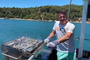 Lisboa: Cruzeiro até à praia com churrasco, bar aberto e música