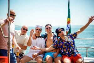 Lisboa: Cruzeiro até à praia com churrasco, bar aberto e música