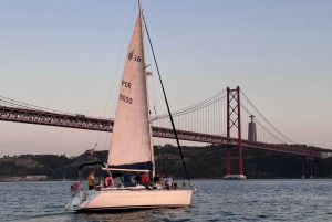 Lisbona: Tour di un giorno e di un tramonto sul fiume Tago