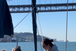 Lisbona: Tour di un giorno e di un tramonto sul fiume Tago