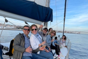 Lisbona: Tour di un giorno e di un tramonto sul fiume Tago