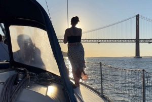 Lisbona: Tour di un giorno e di un tramonto sul fiume Tago