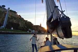 Lisbona: Tour di un giorno e di un tramonto sul fiume Tago