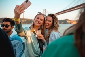 Lisbon Boat Party - Live DJ & efterfest med inträde till VIP-klubben