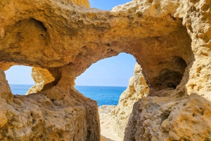 Lisboa: excursión de un día al paraíso del Algarve: acantilados, cuevas y playas.