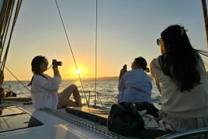 Lissabon: Dag- eller solnedgångskryssning med historia och vin