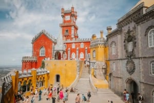 Lisbon: Pena Palace, Sintra, Cabo da Roca, and Cascais Tour