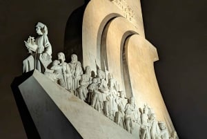 Lisbonne : Sortie en bateau privée pour un Nouvel An éblouissant (2h30)