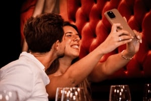 Lissabon: Erotische Kabarettshow und Abendessen