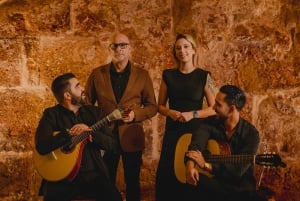 Lisbon: Fado Show with Wine in a Historic Venue