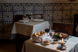 Lisbon: Fado Show and Portuguese Dinner